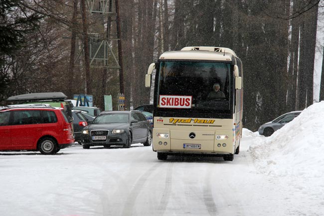 Skibus2011-12-24