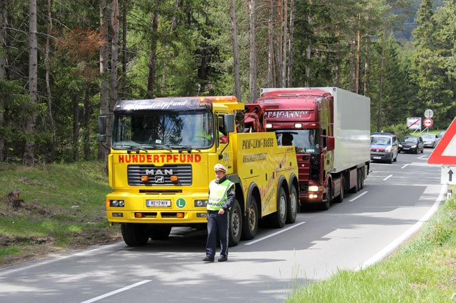 B189-LKW2012-05-13_04