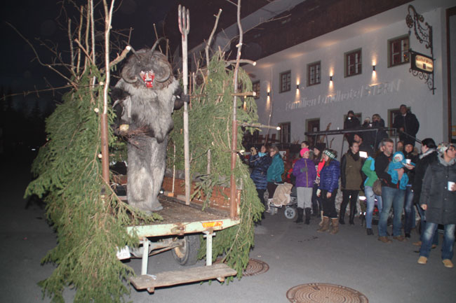 Krampus2014-12-05 07E