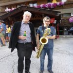 Josef erhielt ein Standchen von RIser Robert